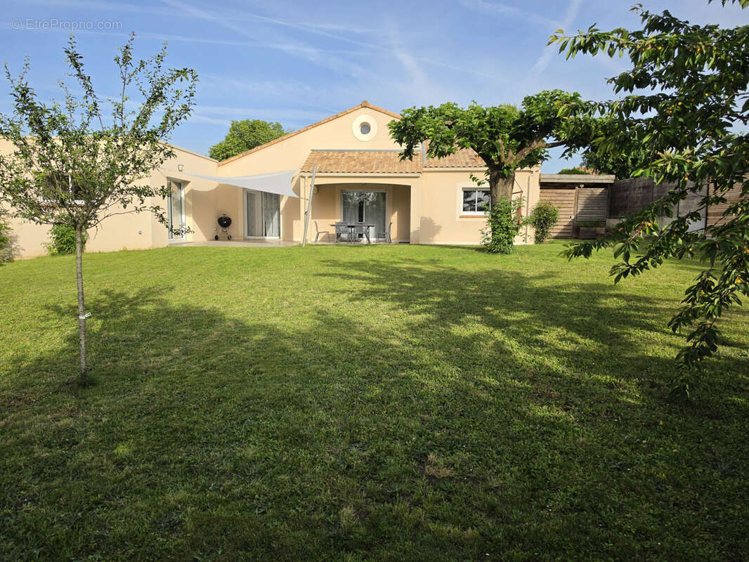 Maison à LE CELLIER