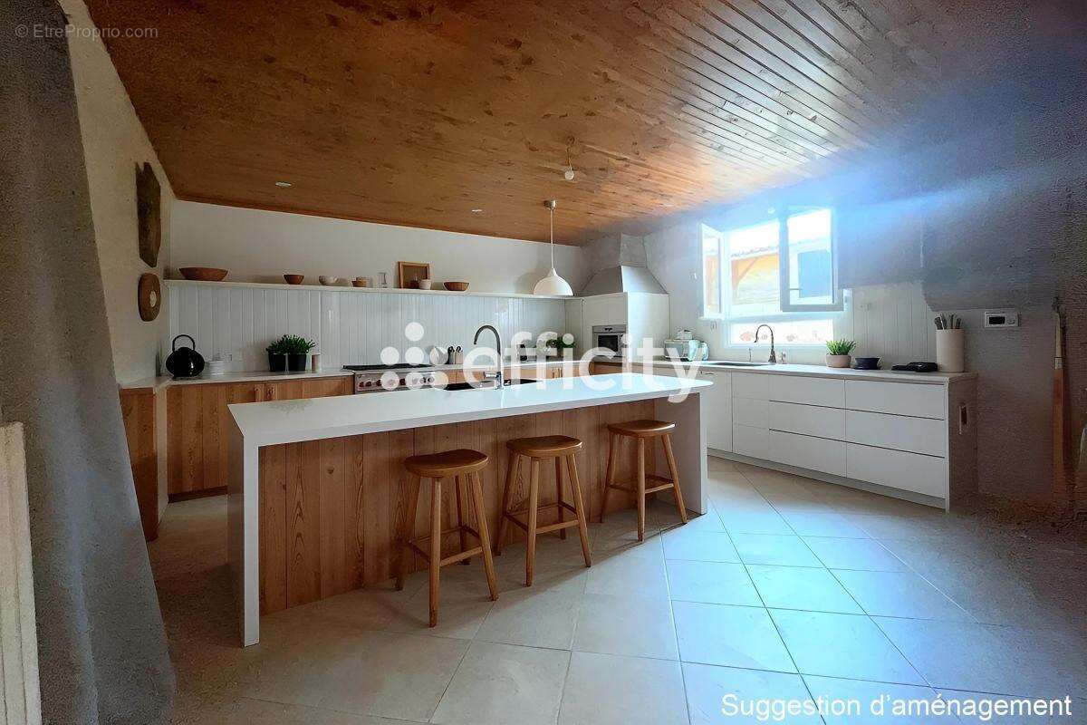 Maison 178 m² à Oradour  - photo 9