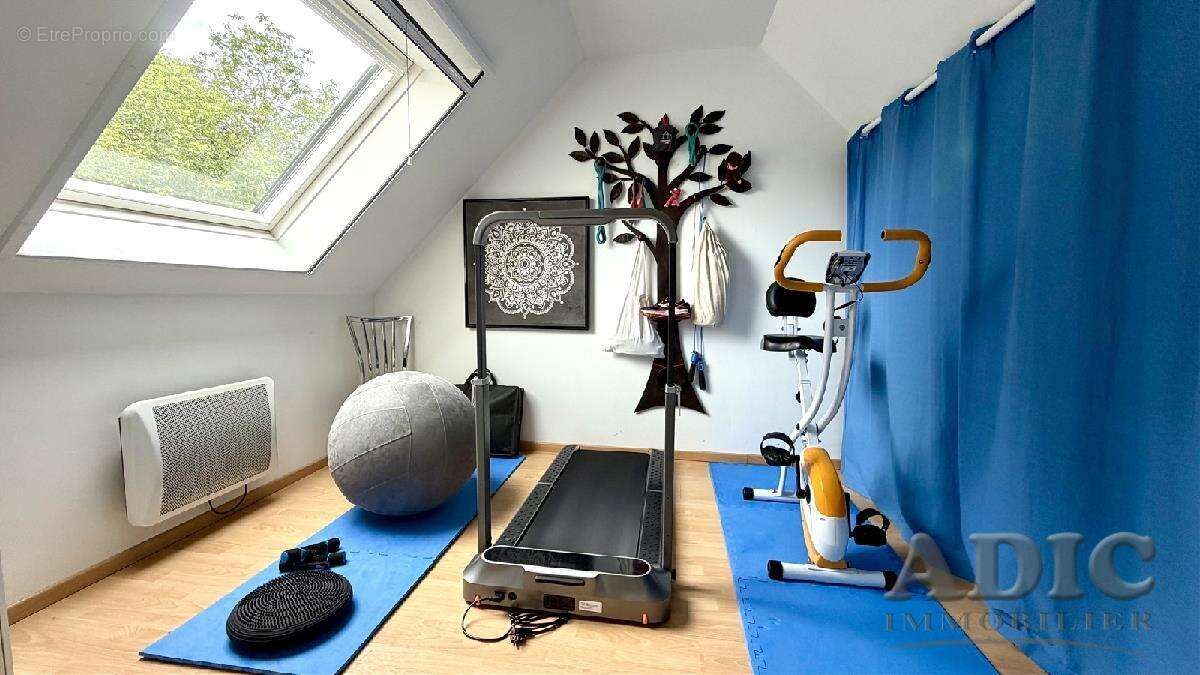 Maison 129 m² à Saint-Mard  - photo 14
