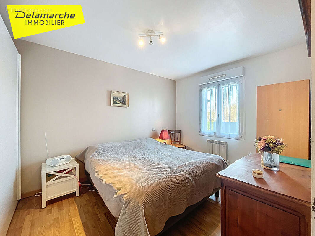 Maison à LINGREVILLE