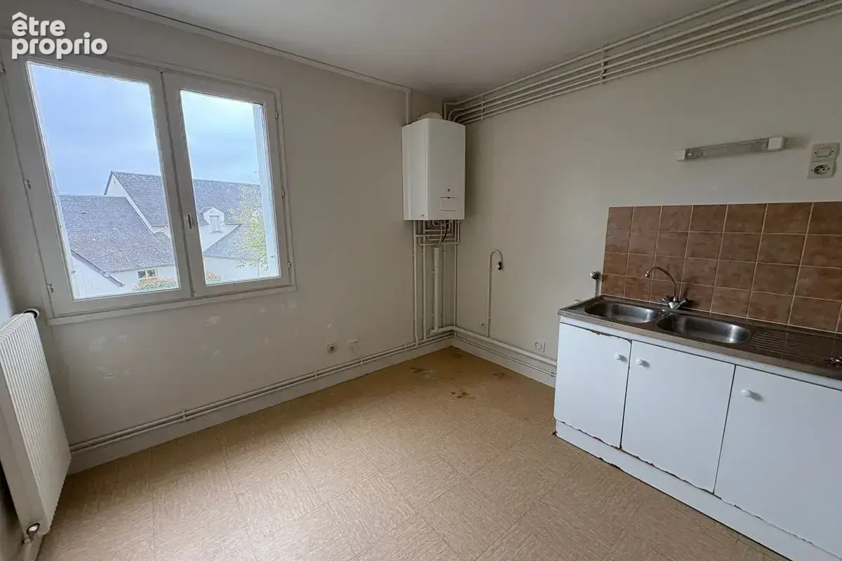 Chinon La Roche Faucon - Appartement T4 - photo 2