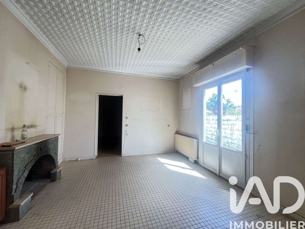 Maison 95 m² à Pessac  - photo 4