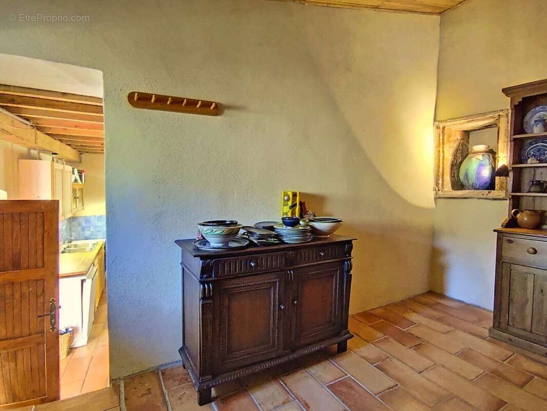 Maison à ALLEGRE-LES-FUMADES