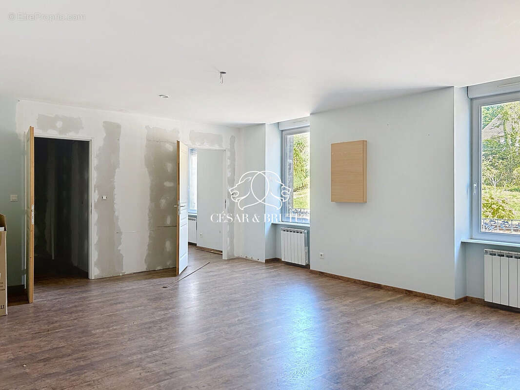 Appartement à THEL