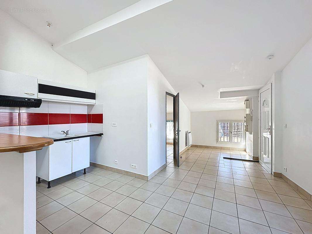 Appartement à LOIRE-SUR-RHONE