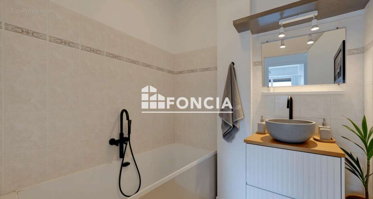 Appartement à FONTENAY-AUX-ROSES