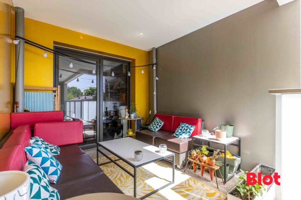 Appartement à THORIGNE-FOUILLARD