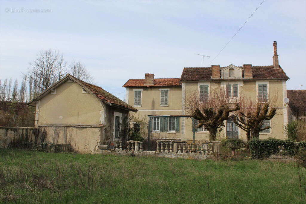 Maison à CHABLIS