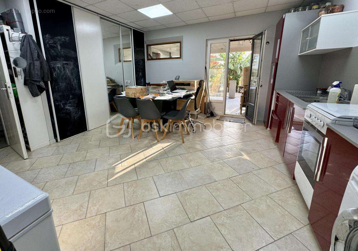 Maison à BELLESERRE