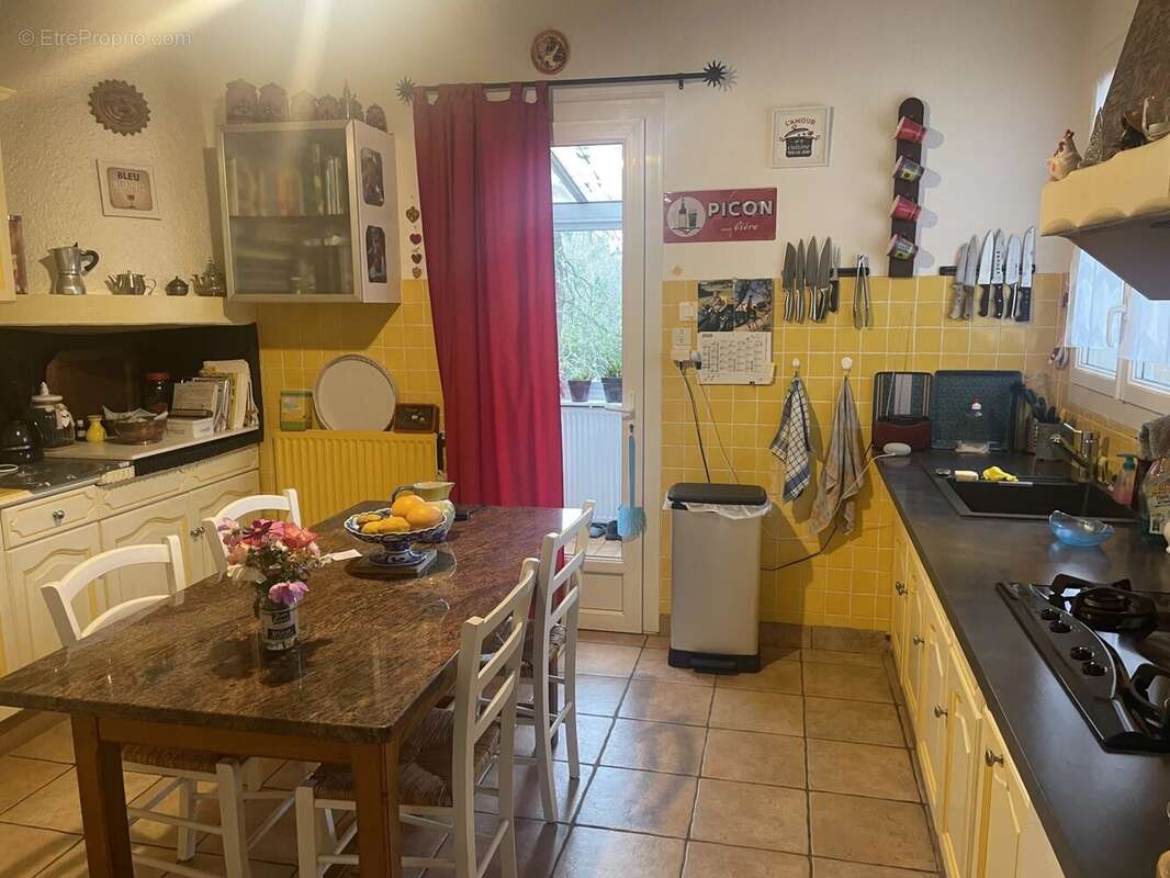 MAISON LANDAISE sur un parc arboré de 6200m2 avec sa piscine - photo 5
