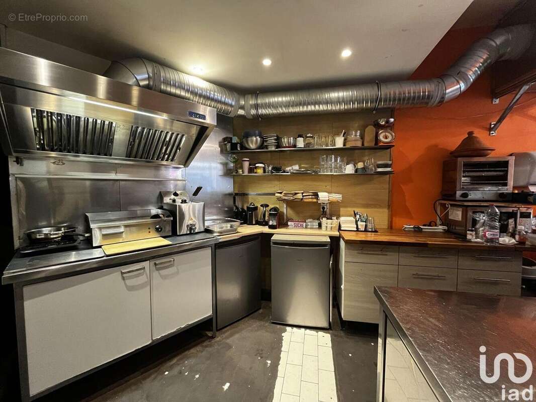 Photo 2 - Commerce à MARSEILLE-6E