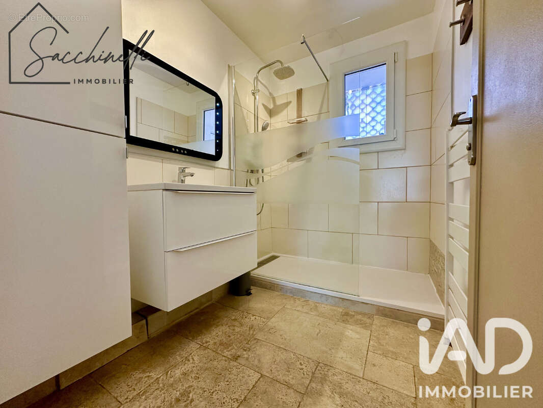 Photo 4 - Appartement à SIX-FOURS-LES-PLAGES