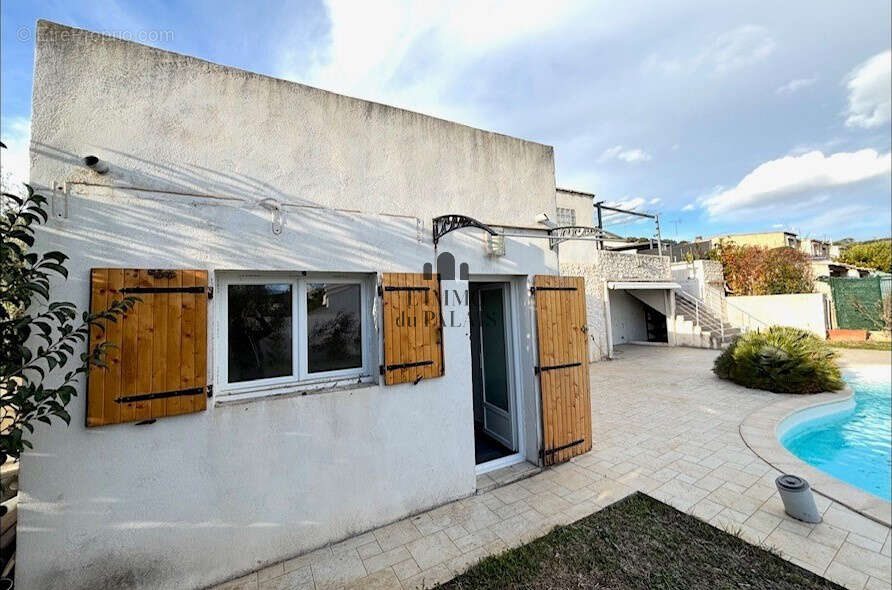 Maison  de type 4/5  avec pisicine / jardin / terrasse  secteur  château  gombert 13013 marseille. - photo 13