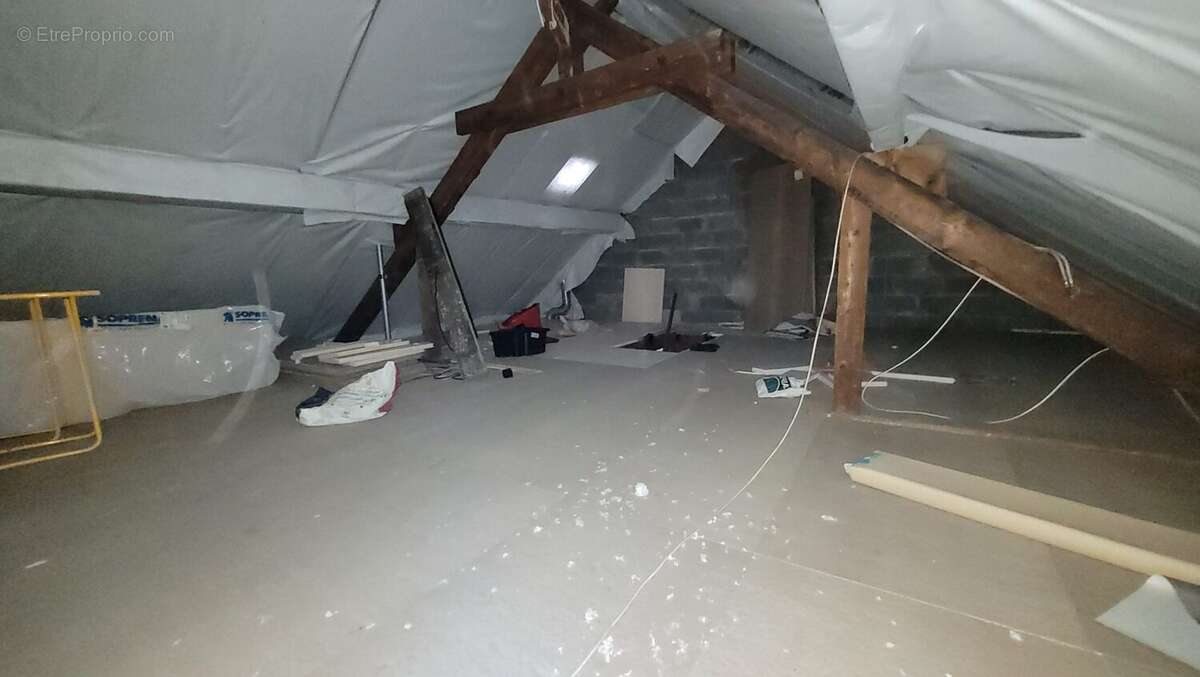 Maison à MONTIGNY-LES-METZ