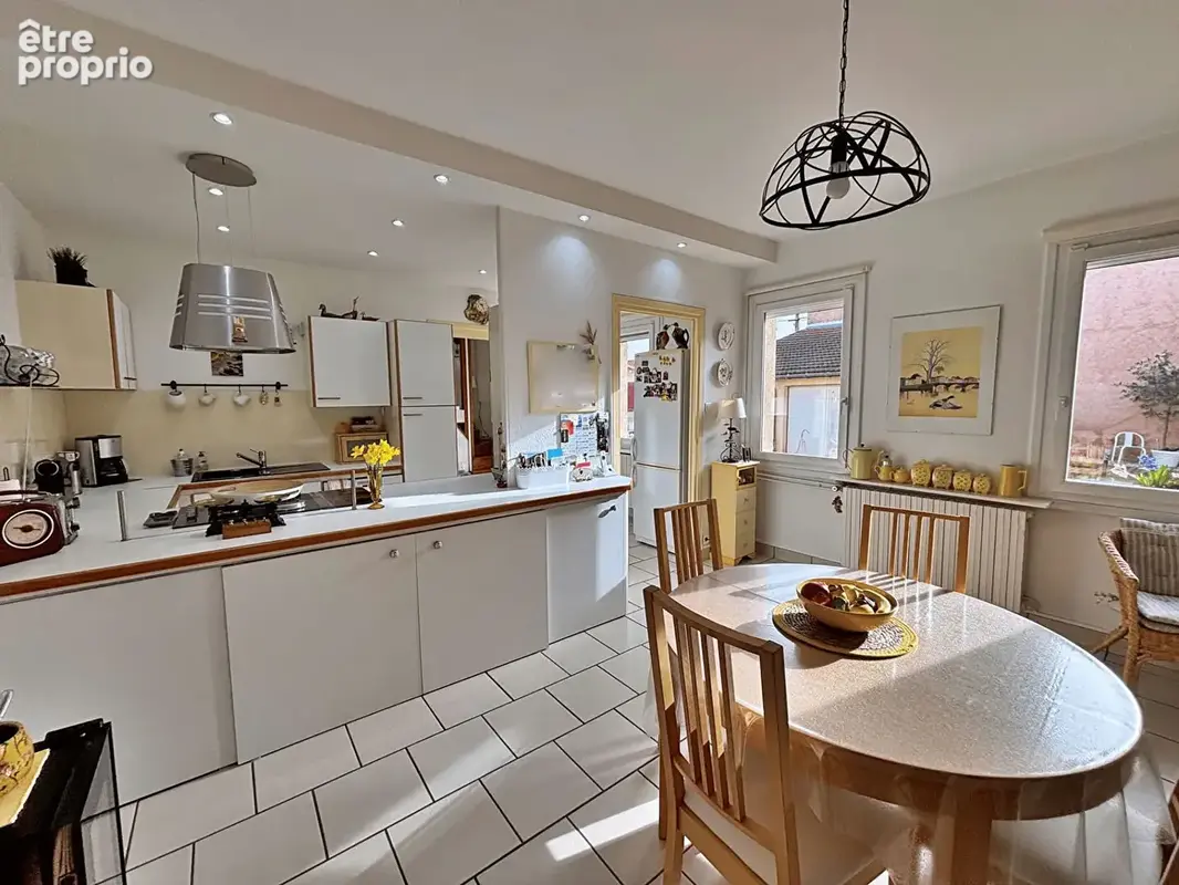 Maison familiale 141 m² pouilly-sous-charlieu - photo 3
