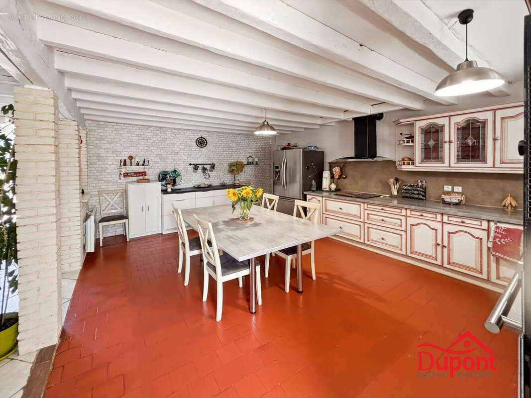 Maison 210 m² à Cerneux  - photo 6