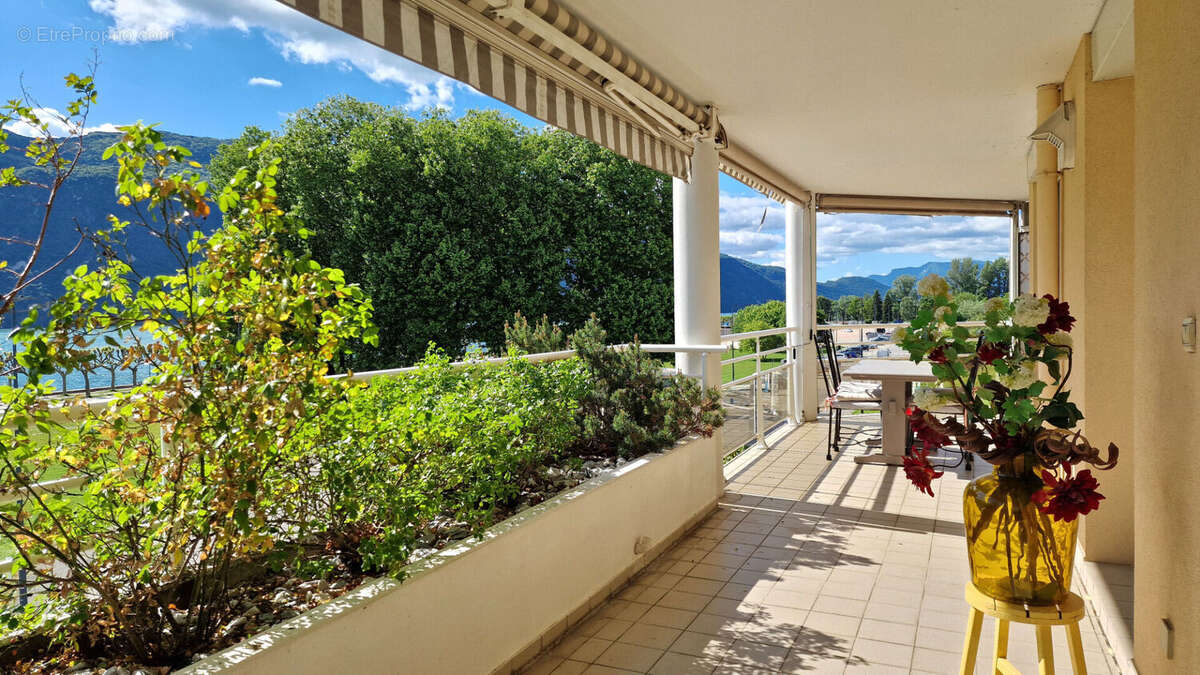 Appartement avec terrasse et vue panoramique sur le lac du Bourget - photo 5