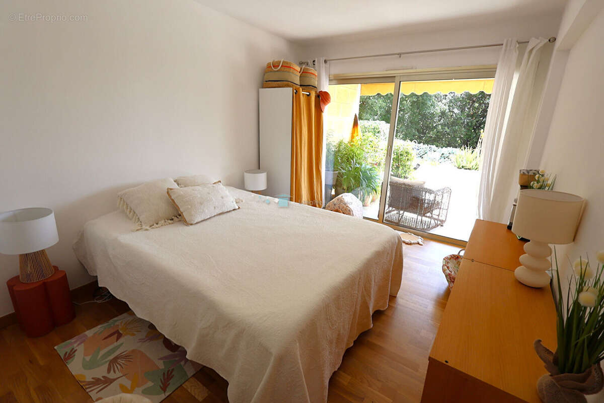 Appartement Le Cannet mairie 2 pièce(s) 54.44 m² avec piscine - photo 11