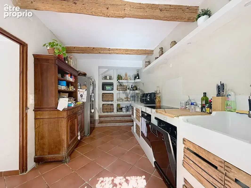 Maison de ville avec studio locatif - centre-ville de maureilhan - photo 4