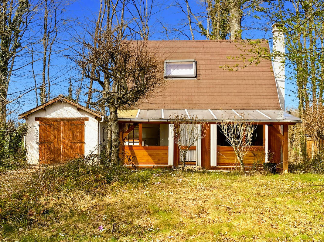 Maison à BAZOCHES-SUR-LE-BETZ