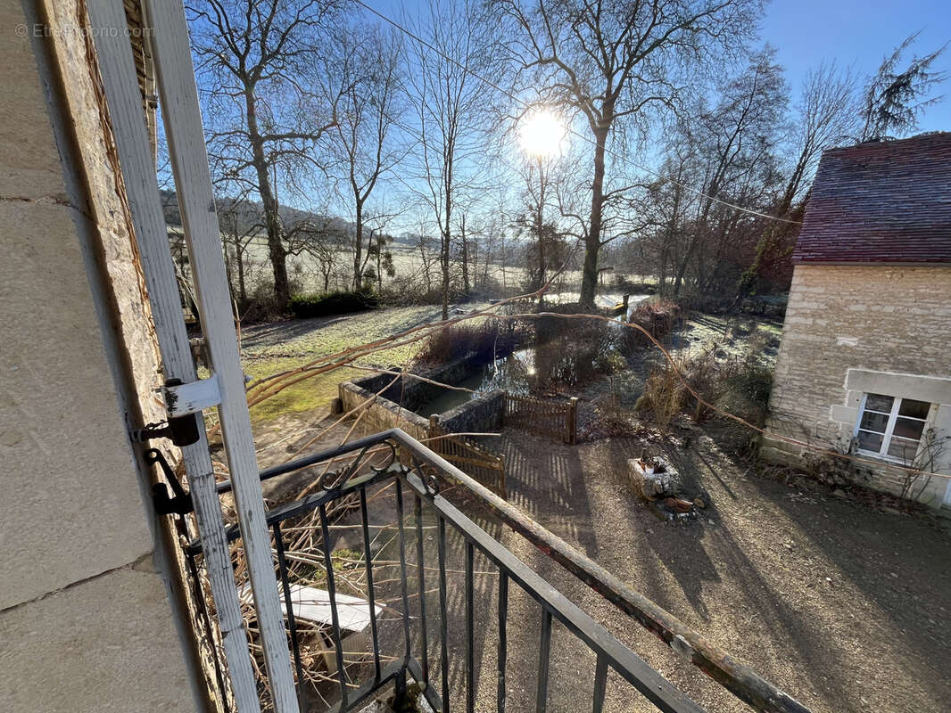 Autre à QUINCY-LE-VICOMTE