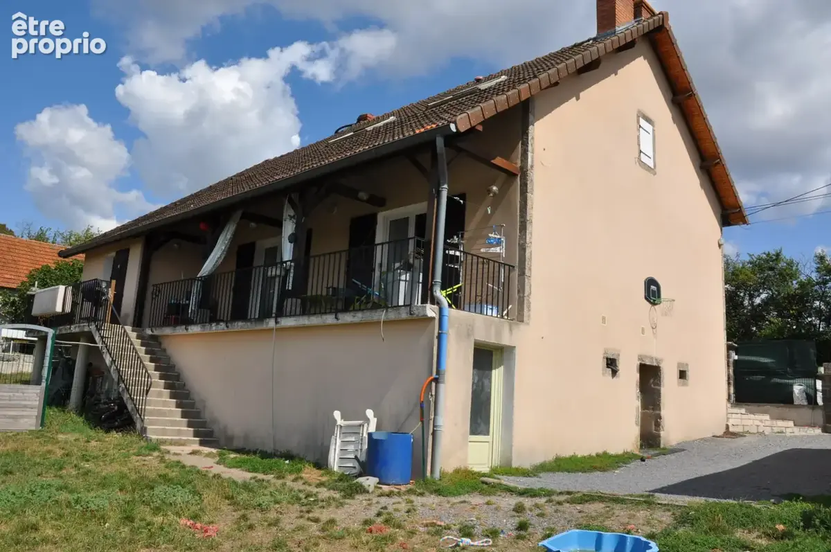 Maison à CHAVROCHES