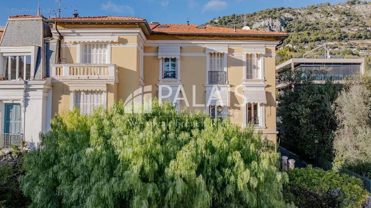 Appartement à BEAULIEU-SUR-MER