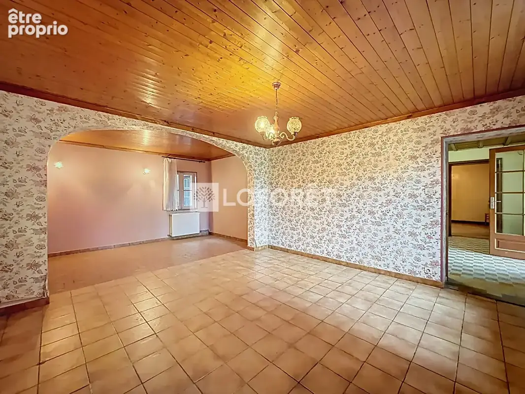 Corps de ferme à vendre Saint Jean Sur Veyle 4 pièce(s) 420 m2 - photo 8