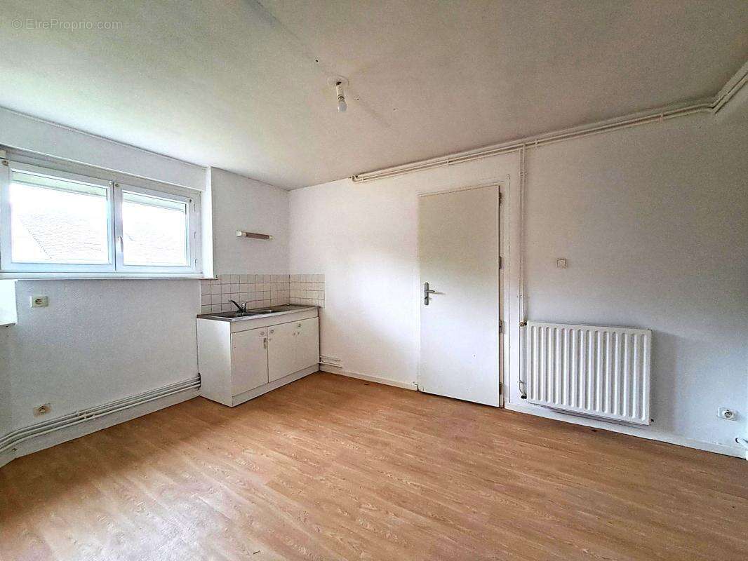 Maison à BRUAY-LA-BUISSIERE