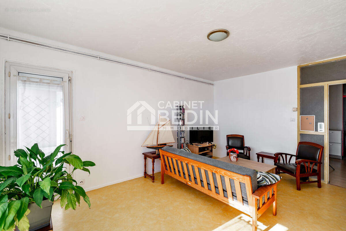 Appartement à PESSAC