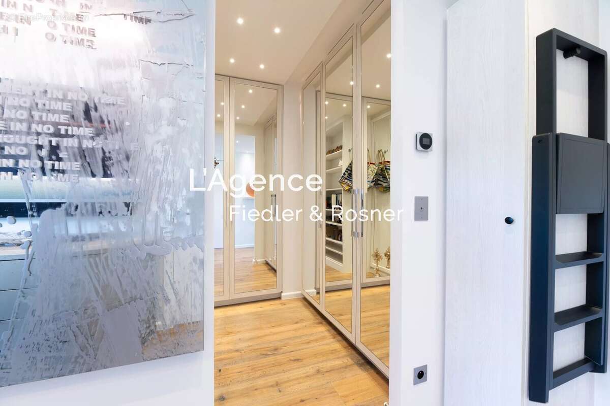 Appartement à SAINT-TROPEZ