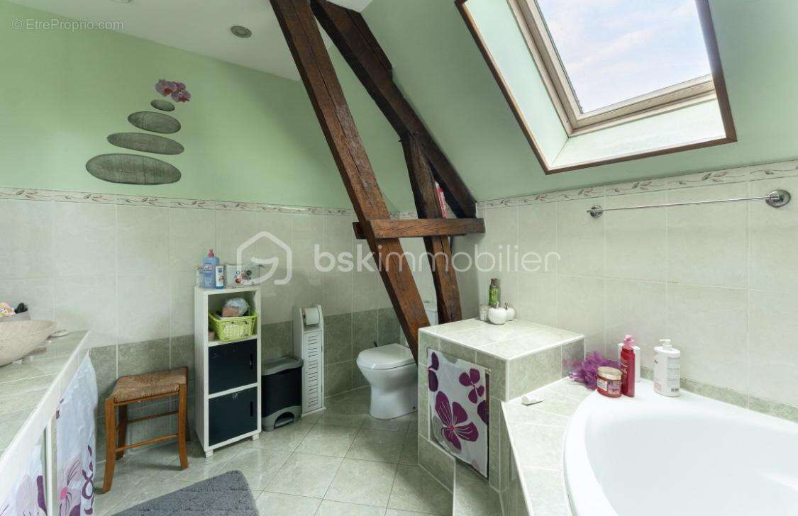 Maison à BIZONNES