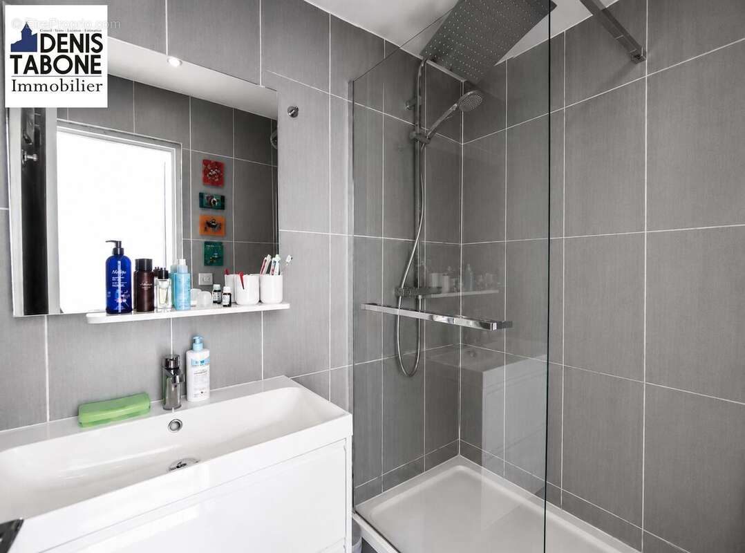 Appartement à MONTLIGNON