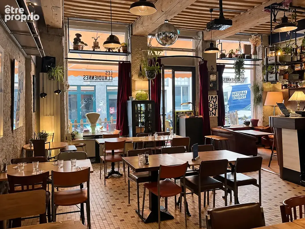 LYON 69001 - Rue des Tables Claudiennes - Vente Fonds de Commerce Restaurant-Café avec Licence IV de 67m2 + 3 caves - photo 6
