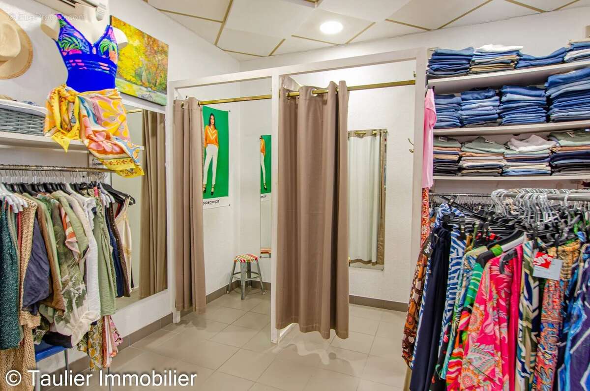 Fonds de commerce - Boutique Prêt-à-porter - Centre-ville - photo 5