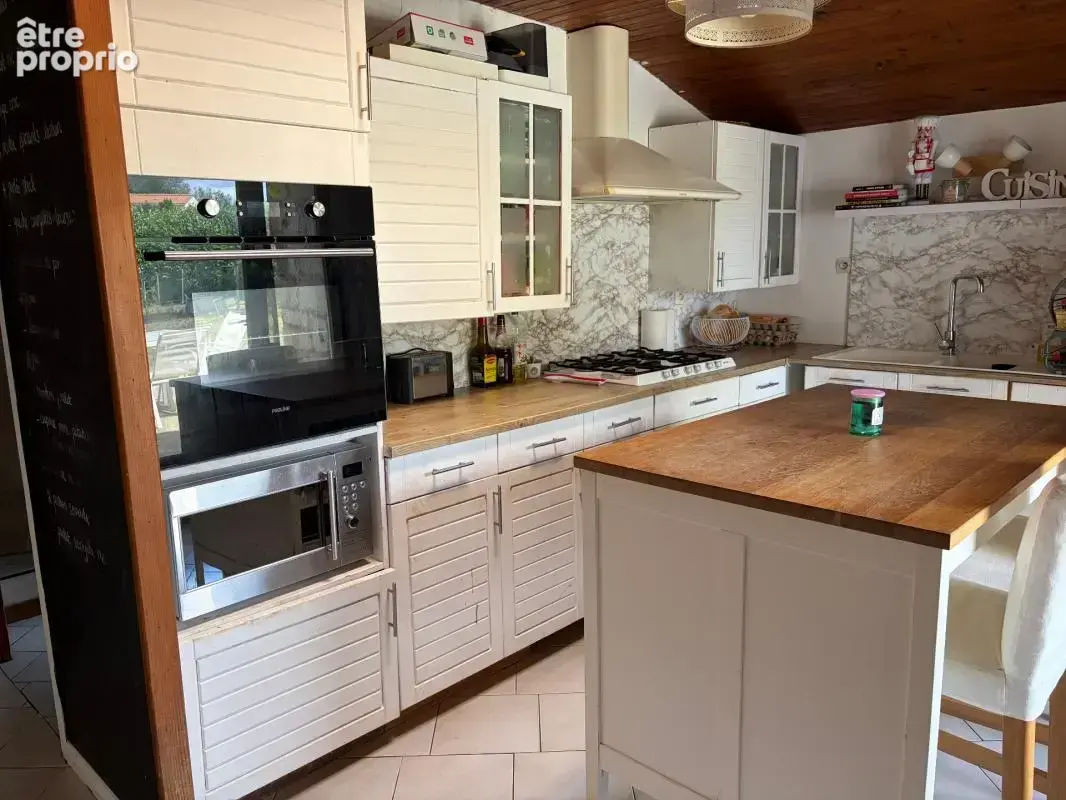 Sainte gemme la plaine (85400) adorable maison en pierres 4/5 chambres avec dependance et jardin clos - photo 9