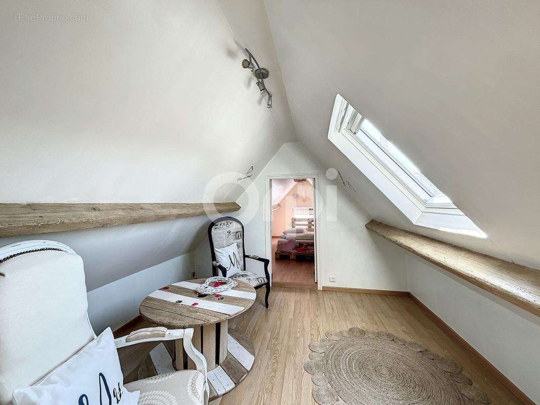 Maison à ETOUY
