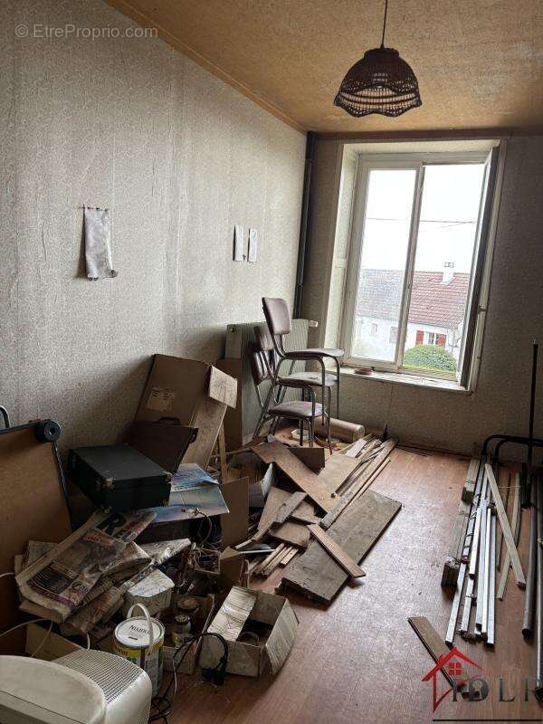 Maison à TERRE-NATALE