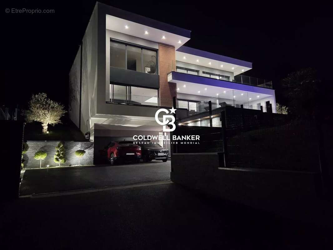 Maison à CRANVES-SALES