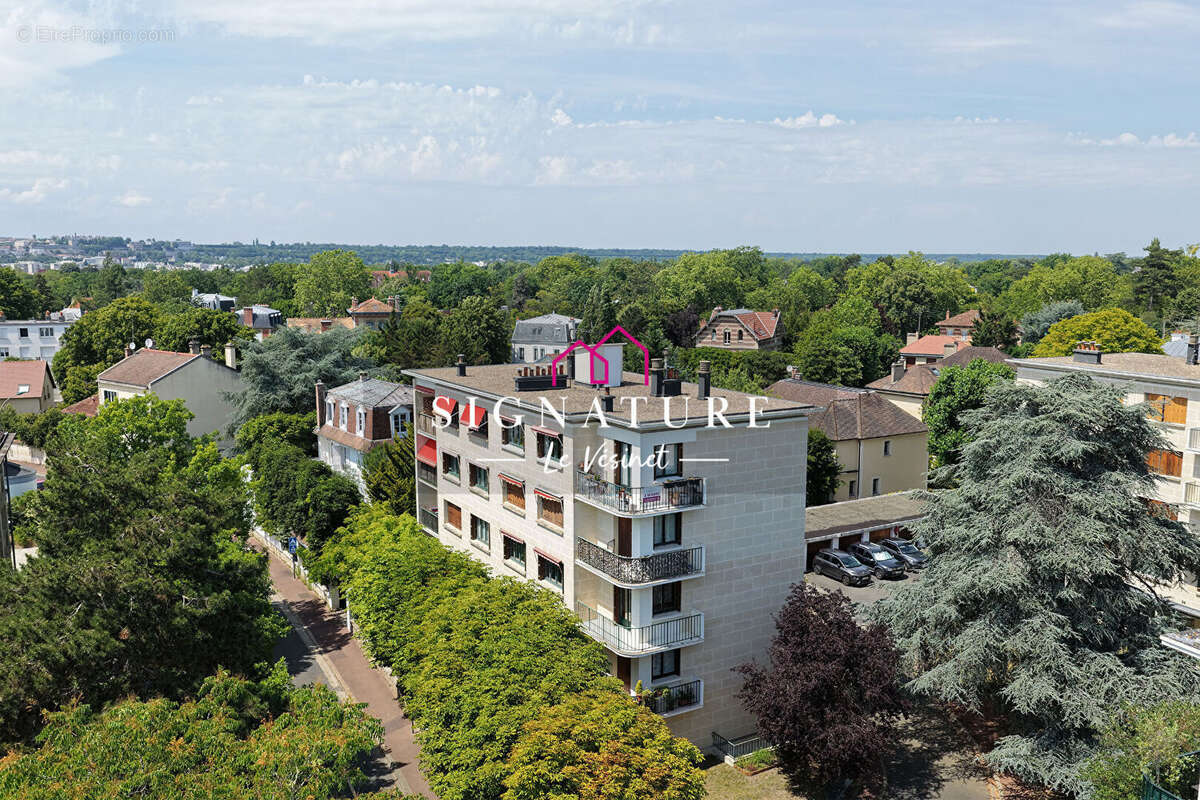 Appartement - Dernier étage avec balcon - Le Vésinet Princesse - photo 3