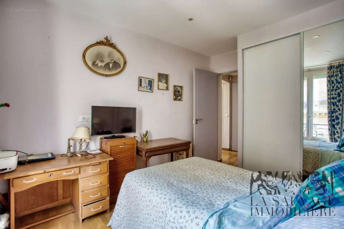 Appartement à PARIS-8E