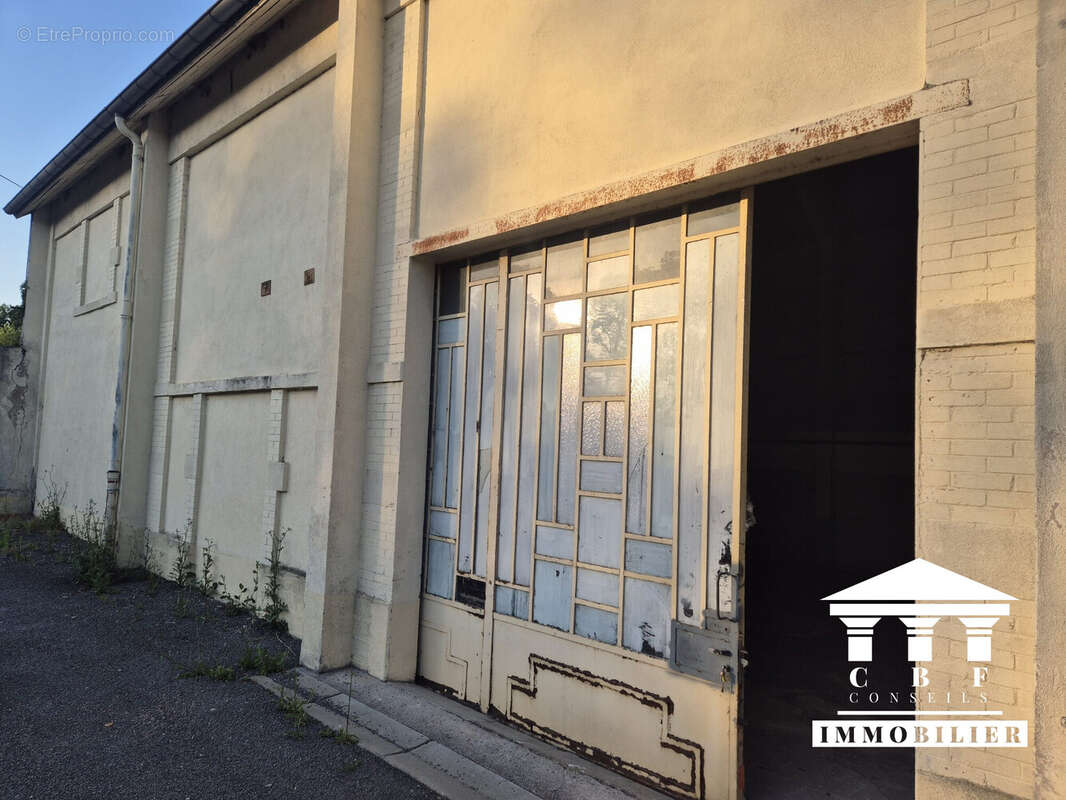 Commerce 408 m² à Montceau-Les-Mines  - photo 5