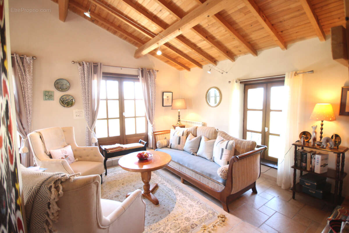 Maison à MONTESQUIEU-VOLVESTRE