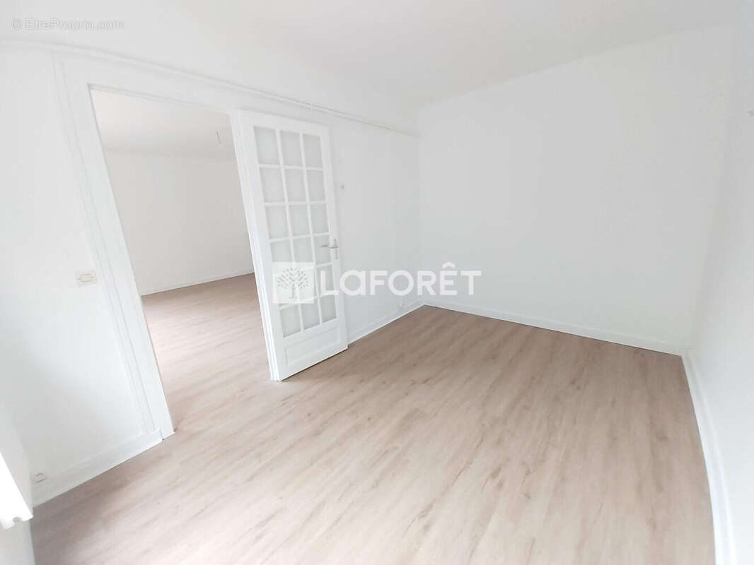 Appartement à LE RAINCY