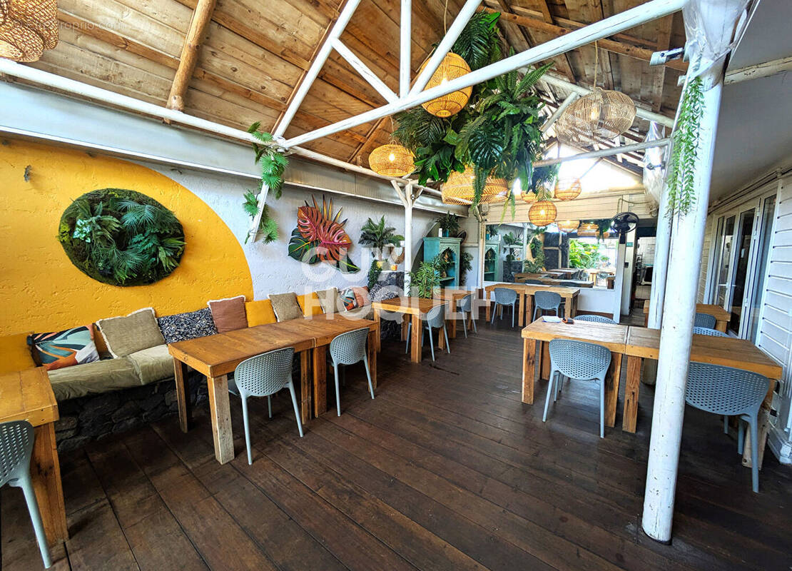 Commerce à SAINT-PIERRE