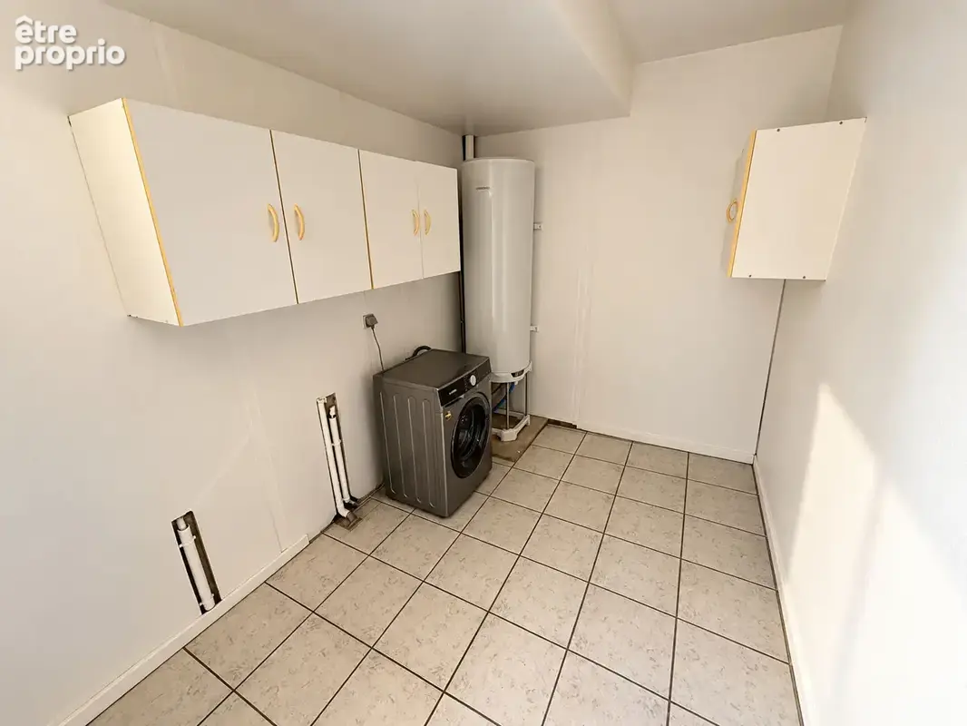 Secteur Arnage  Maison - 3 chambres, jardin et garage - photo 13