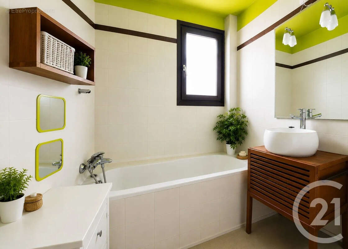 Appartement à SAINT-MAUR-DES-FOSSES