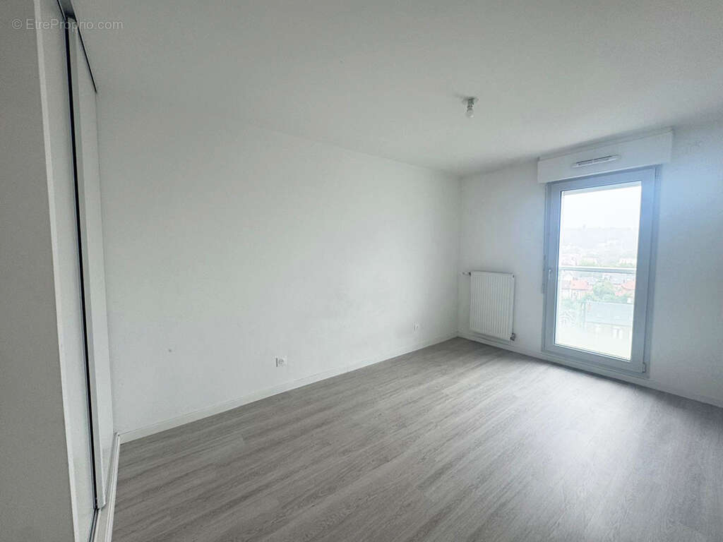 Appartement à JUVISY-SUR-ORGE