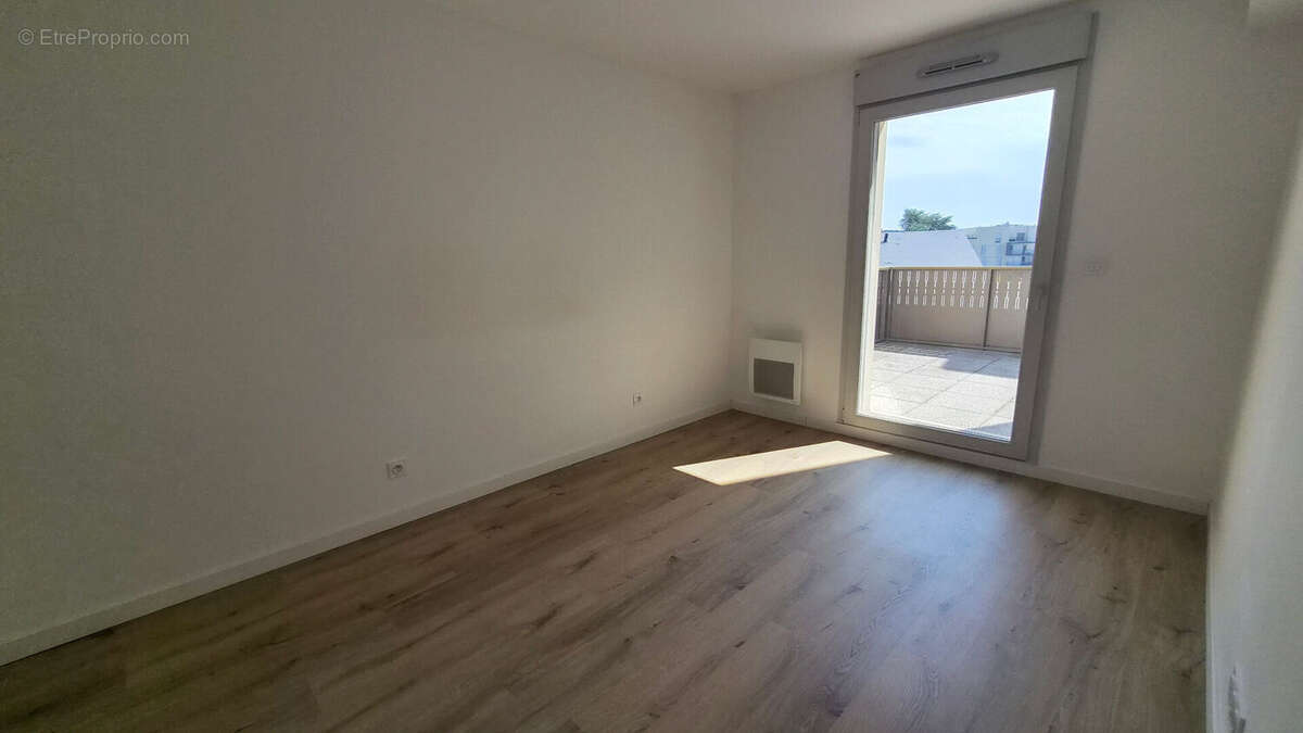 Appartement - 72m² - TOURS NORD - photo 4