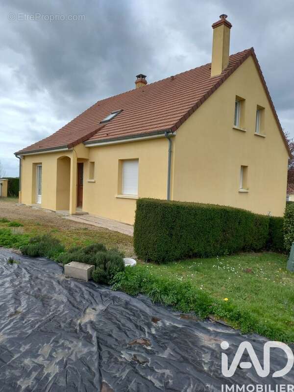 Photo 2 - Maison à SOUGE-LE-GANELON
